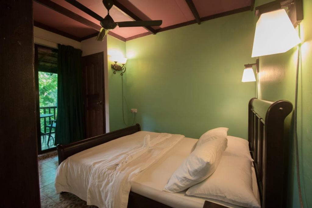 De Serenity - Exclusive Jungle Retreat Seremban Exterior photo